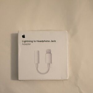 Apple Lightning to 3.5mm Adapter - White
